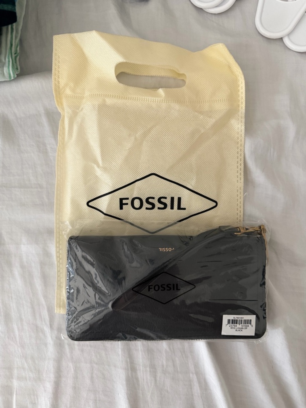 Fossil Black Logan Wallet with Gold-Tone Zip Accents